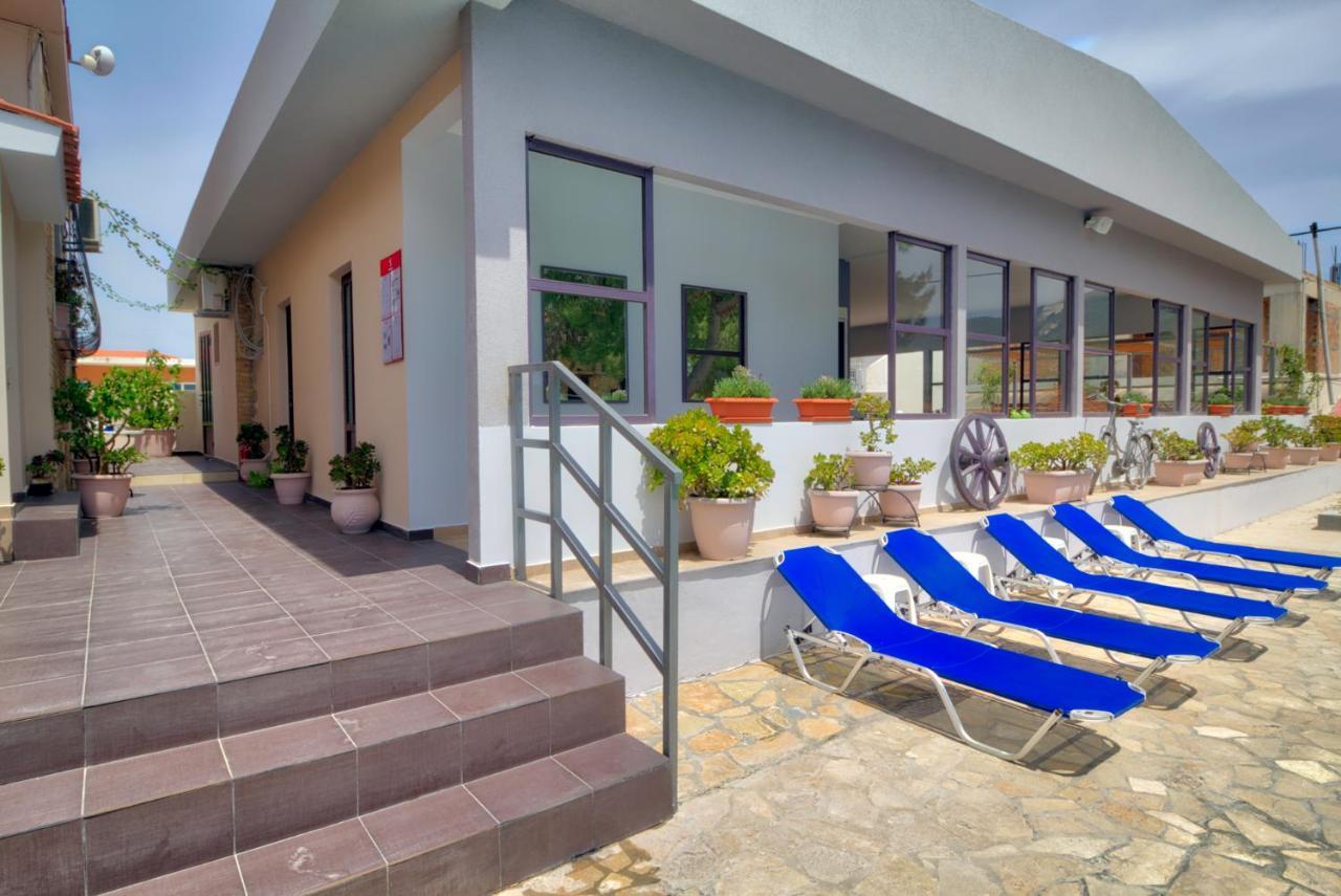 Two Brothers Studios & Apts Kalamaki  Exterior photo